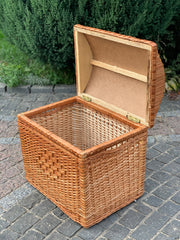 Wicker laundry basket, wicker basket, wicker basket for bathroom