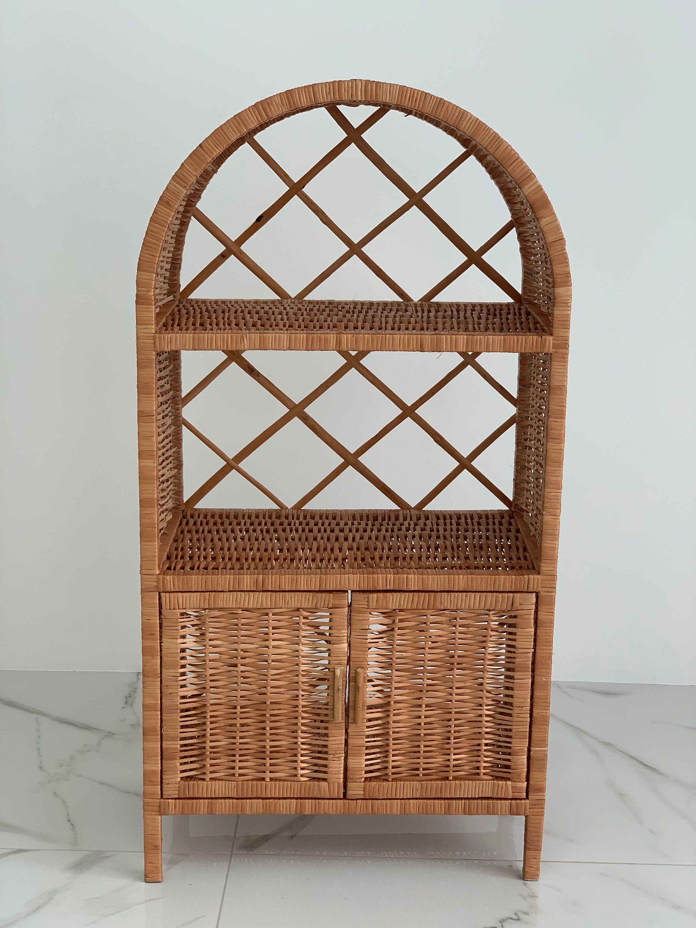 Сhest of drawers,Wicker shelf, Wicker Dresser