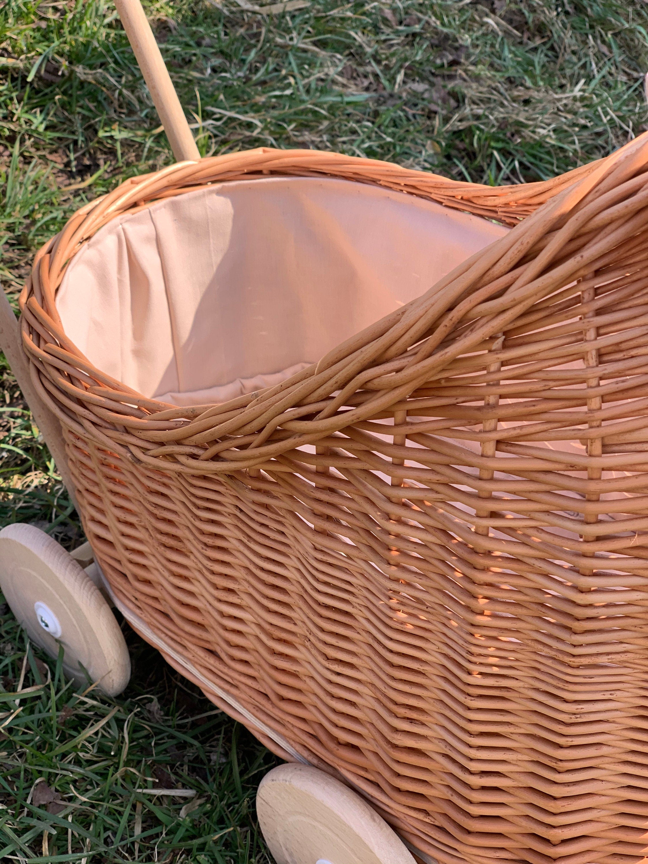 Wicker Baby Carriage, Doll Stroller, Doll Pram, Wicker Doll Stroller, Wicker Doll Pram, Wicker Willow Doll Stroller