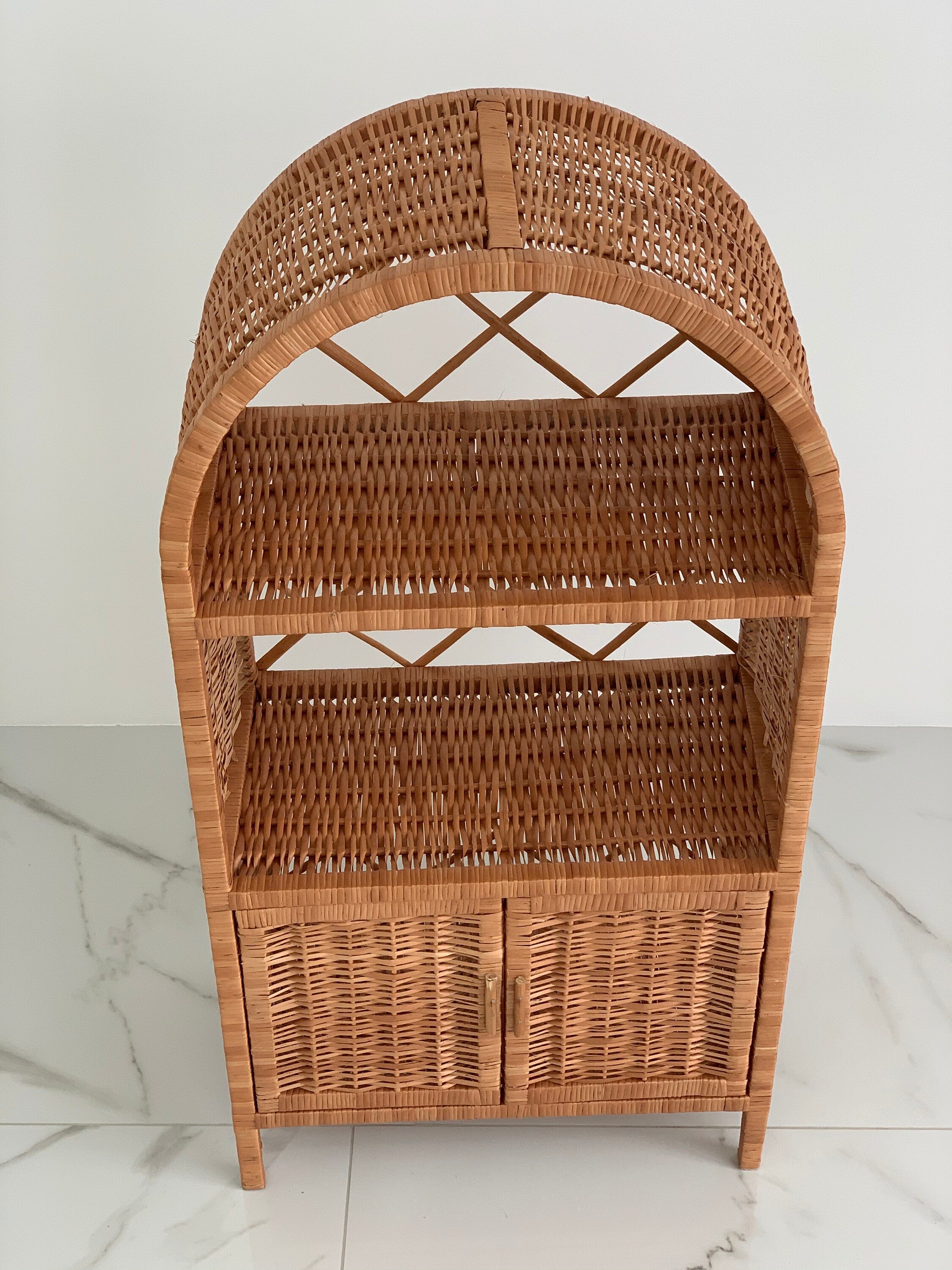 Сhest of drawers,Wicker shelf, Wicker Dresser