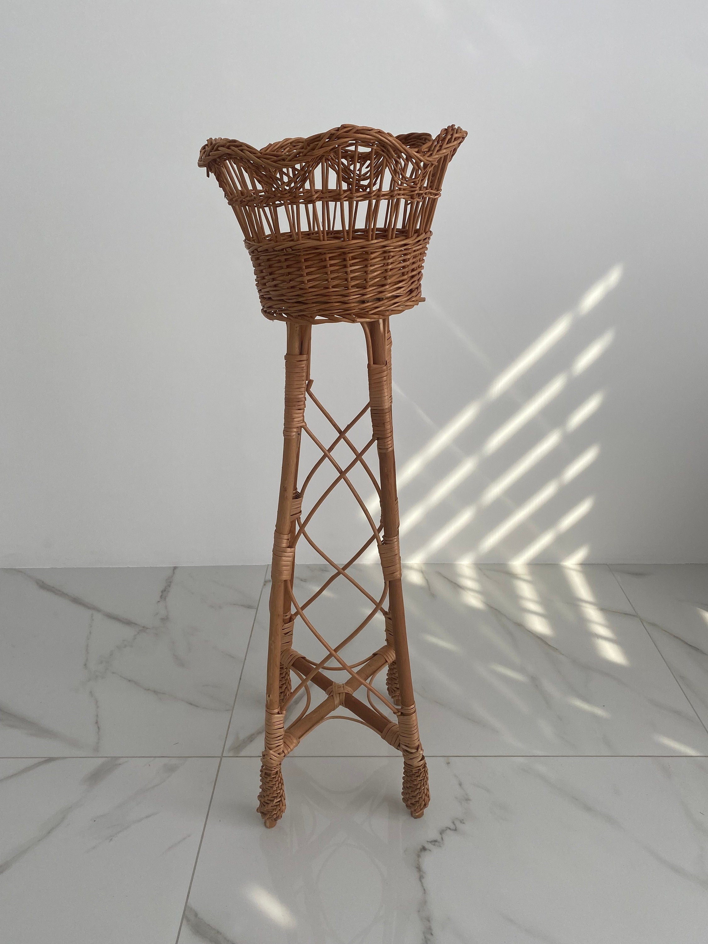Wicker Flower Pot Holder