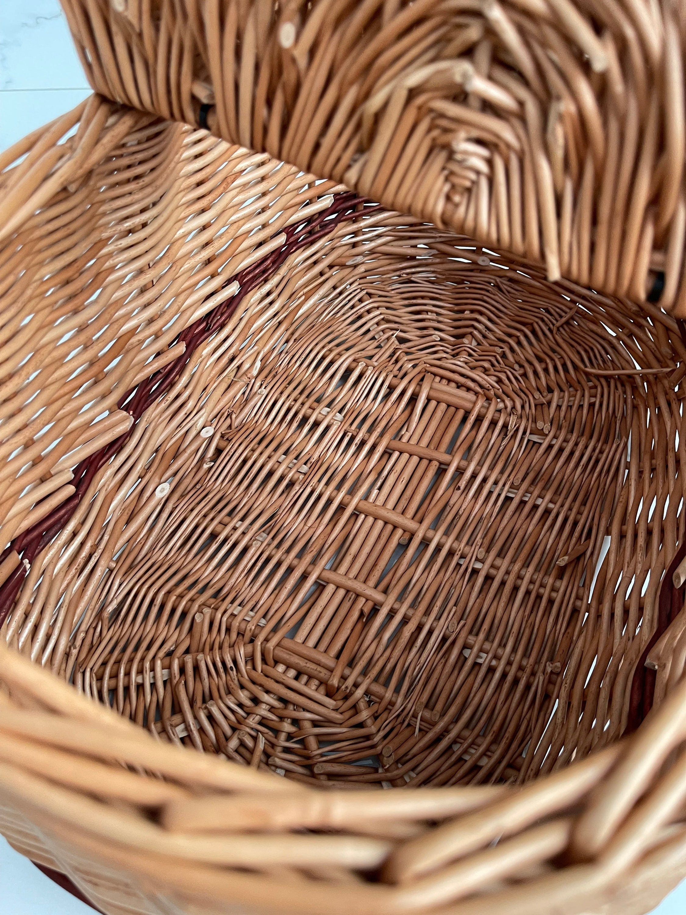 Picnic Wicker Basket, Handwoven Picnic Basket, basket with lid, Kids Willow Basket, round handled basket, flower girl basket