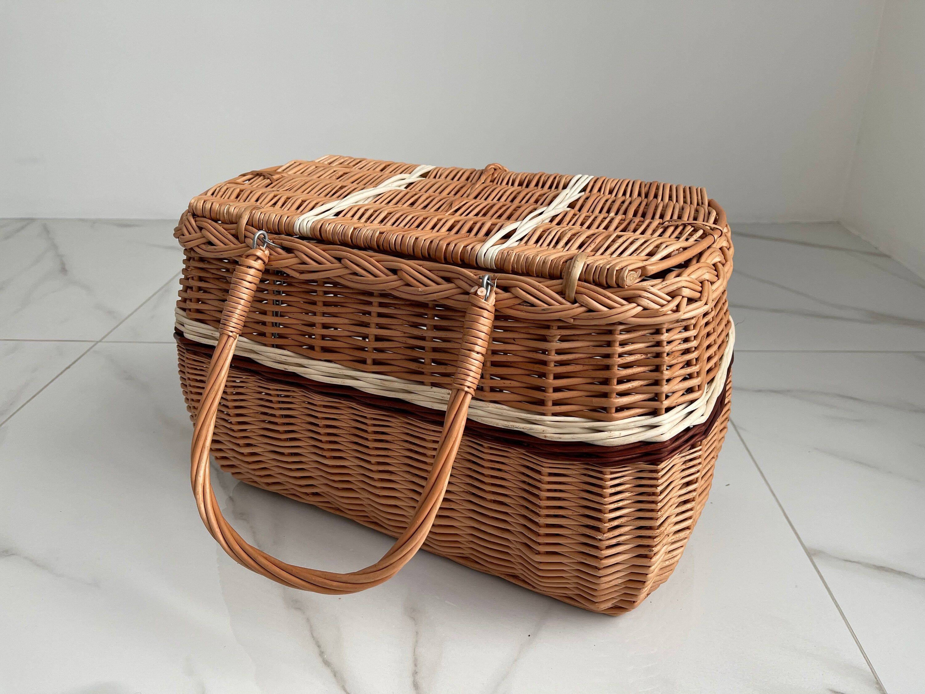 Picnic basket, Picnic Wicker Basket, Wicker Market Shopping, Picnic Basket, Handmade, Three Color Basket with One Top Handle Medium Size