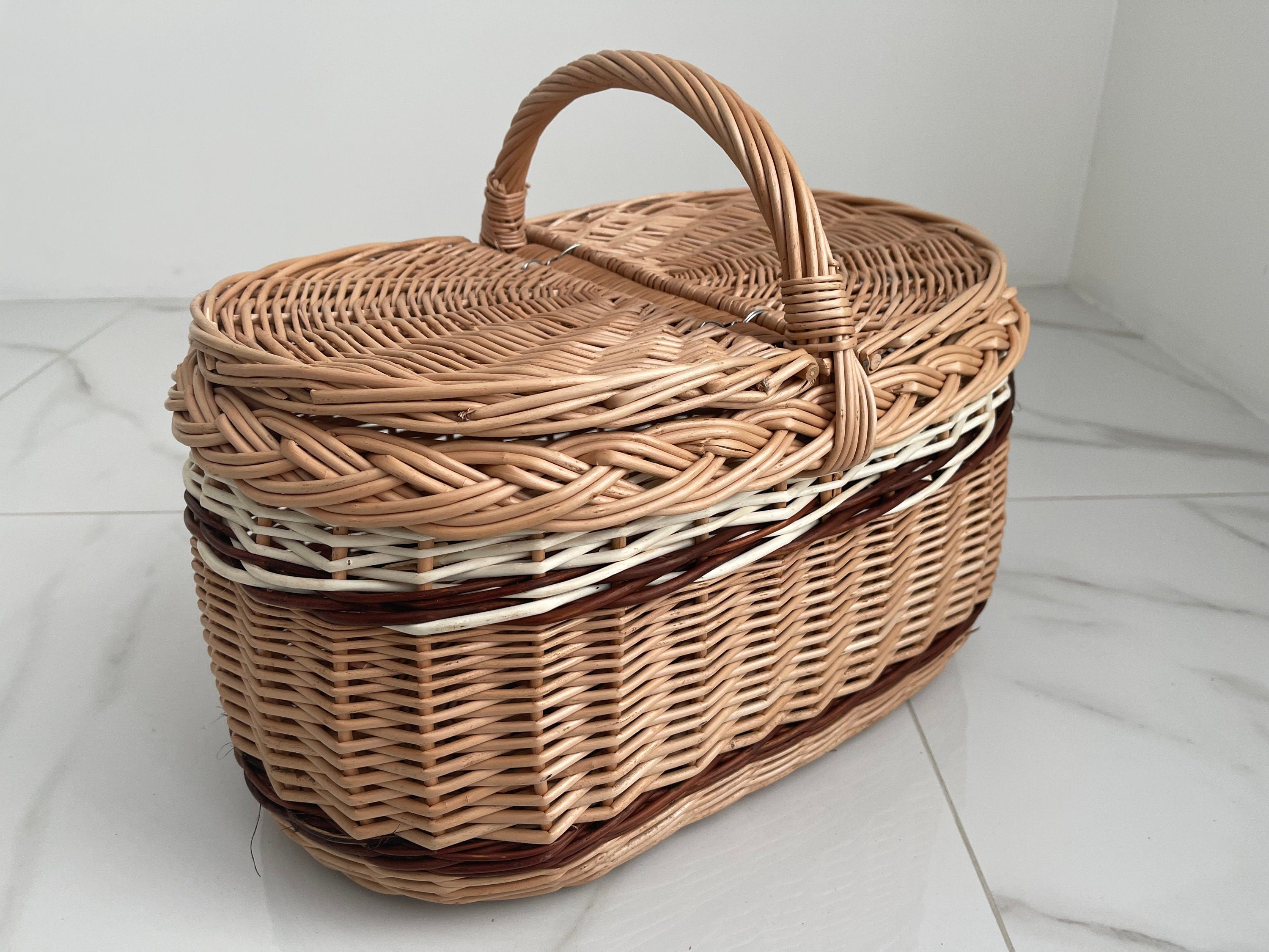 Wicker basket, Picnic basket, Picnic Wicker Basket, Handwoven Picnic Basket, basket with lid