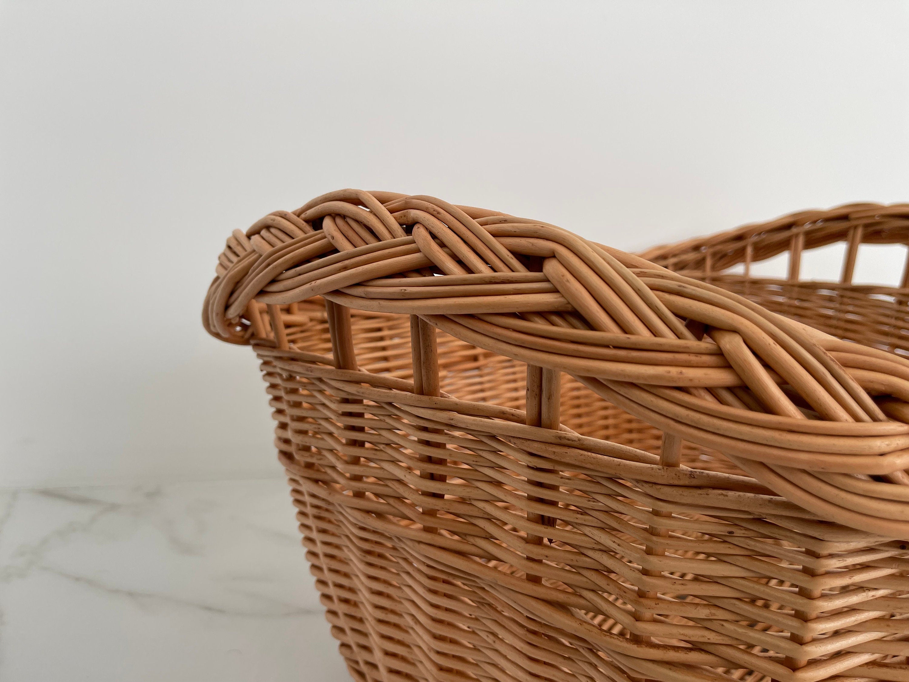Large Wicker Laundry Basket, Handled Oval Basket, Large Storage Basket, Laundry Hamper