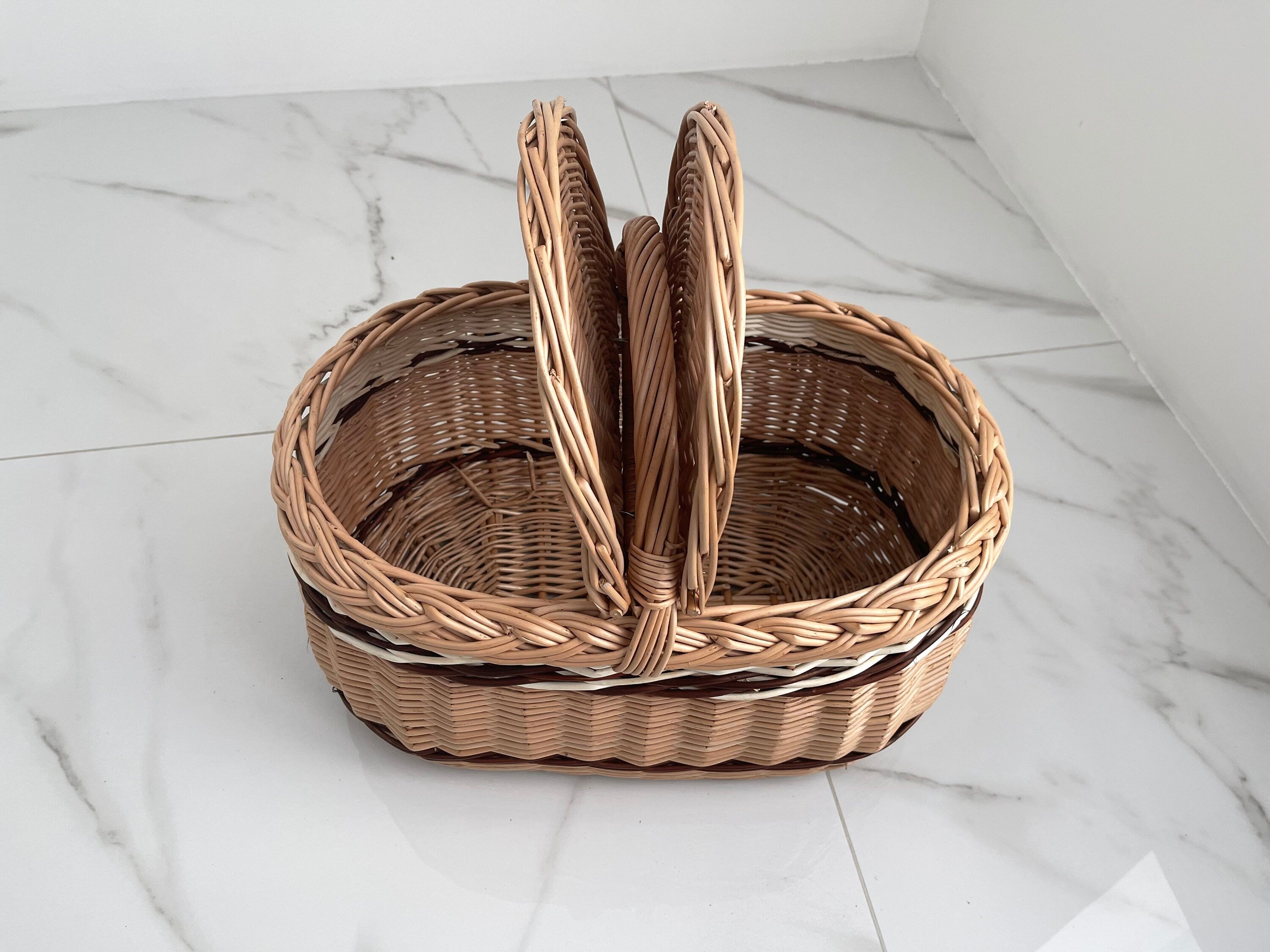 Wicker basket, Picnic basket, Picnic Wicker Basket, Handwoven Picnic Basket, basket with lid