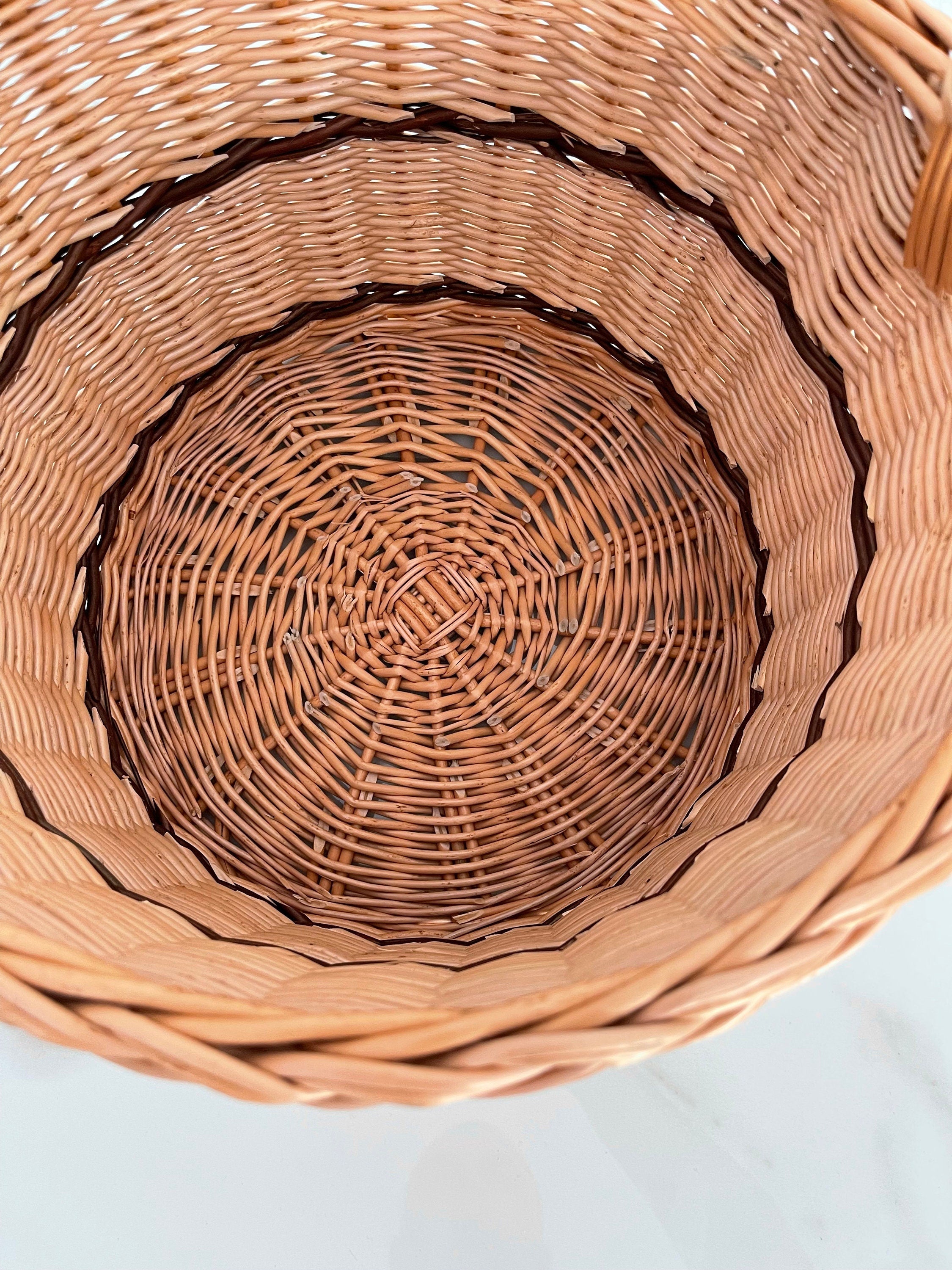 Wicker basket, storage basket, wicker easter basket, picnic basket, , Kids Willow Basket, round handled basket, Small Rustic Basket